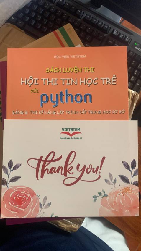 Sách in đẹp chắc chắn, nội dung rất ok bảo sao giá như vậy, xứng đáng!!!!