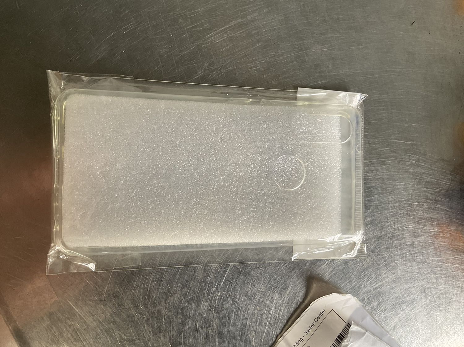 Tôi đặt ốp lưng iphone 12 mà giao hàng gì thế này Tôi đặt ốp lưng iphone 12 mà giao hàng gì thế này