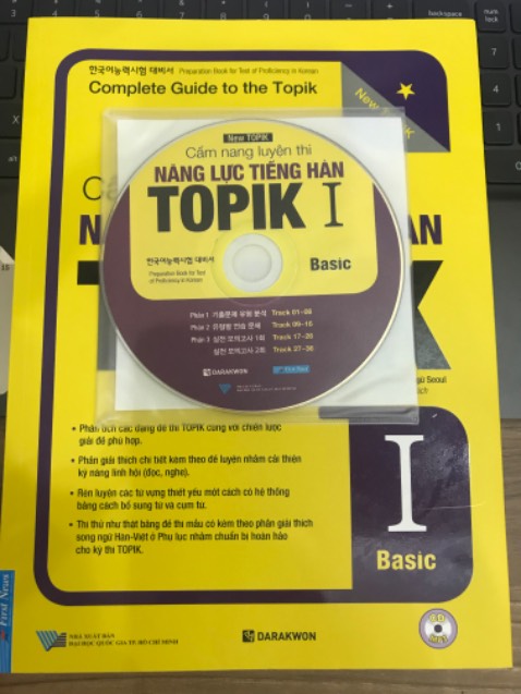 Sách mới, có CD đầy đủ. Bài tập có đáp án, chữa chi tiết. Dành cho những ai đang muốn củng cố kiến thức để thi Topik Sách mới, có CD đầy đủ. Bài tập có đáp án, chữa chi tiết. Dành cho những ai đang muốn củng cố kiến thức để thi Topik