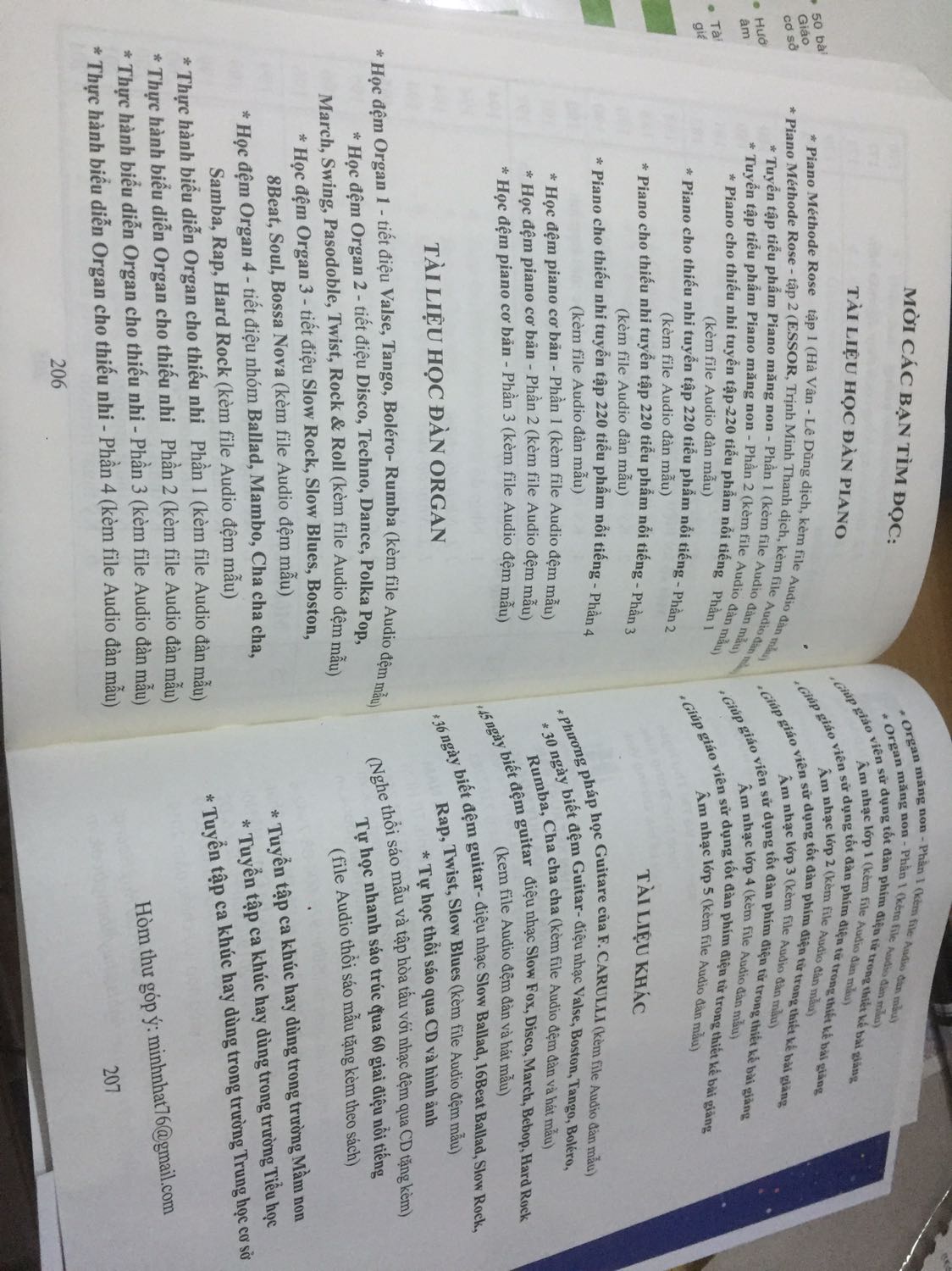 Đây là mục lục sách, học bài bản tốt, nhưng mà phần nhịp điệu 2/4,3/4,... mình thấy hơi khó hiểu :( đọc trên mạng mà vẫn y hệt :))) nếu như sách có kèm theo đĩa CD hướng dẫn, hoặc video hướng dẫn thì có lẽ sẽ khác biệt hơn so với trên mạng. Có bài tập đầy đủ nhưng mình mong có sẵn đáp án để chữa k mất thời gian quá lâu ý