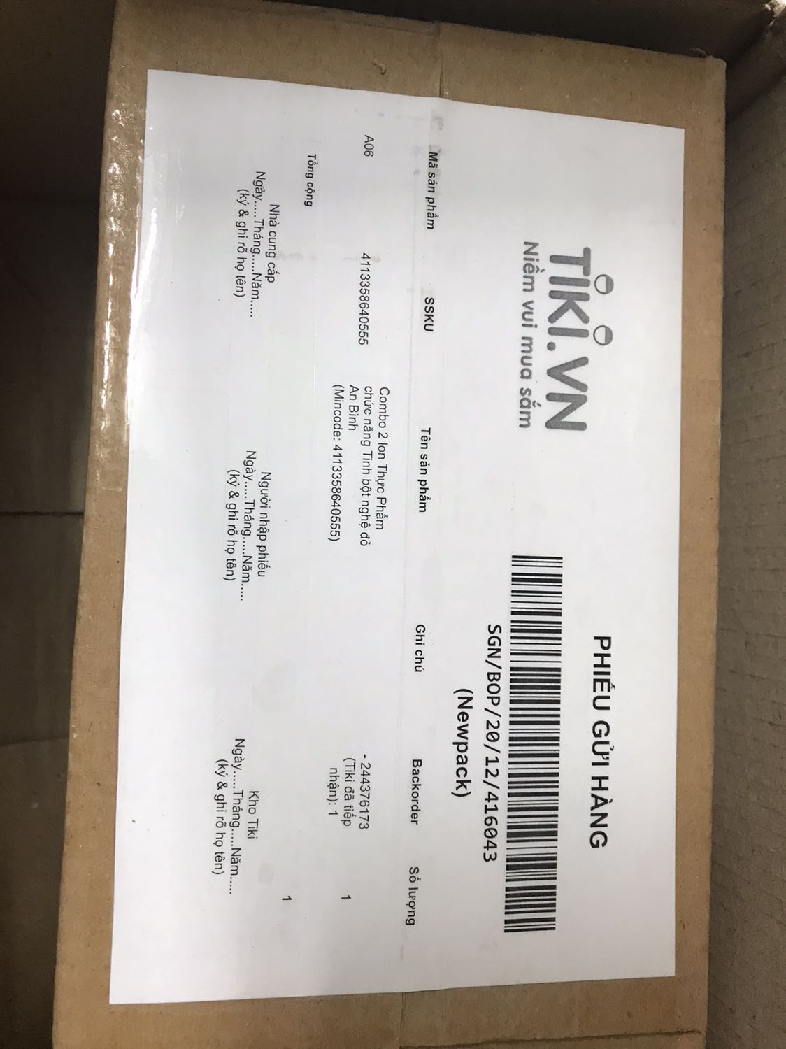 Tiki chưa bao giờ làm mình thất vọng, dự kiến ngày 4/1 mới giao nhưng trưa 31/12 đã giao rồi. Hàng đóng gói cẩn thận. Mình mua đợt sales được giảm quá trời luôn, lại được tặng kèm chai mật ong và muỗng nữa. Thích quá xá luôn. ? Tiki chưa bao giờ làm mình thất vọng, dự kiến ngày 4/1 mới giao nhưng trưa 31/12 đã giao rồi. Hàng đóng gói cẩn thận. Mình mua đợt sales được giảm quá trời luôn, lại được tặng kèm chai mật ong và muỗng nữa. Thích quá xá luôn. ?