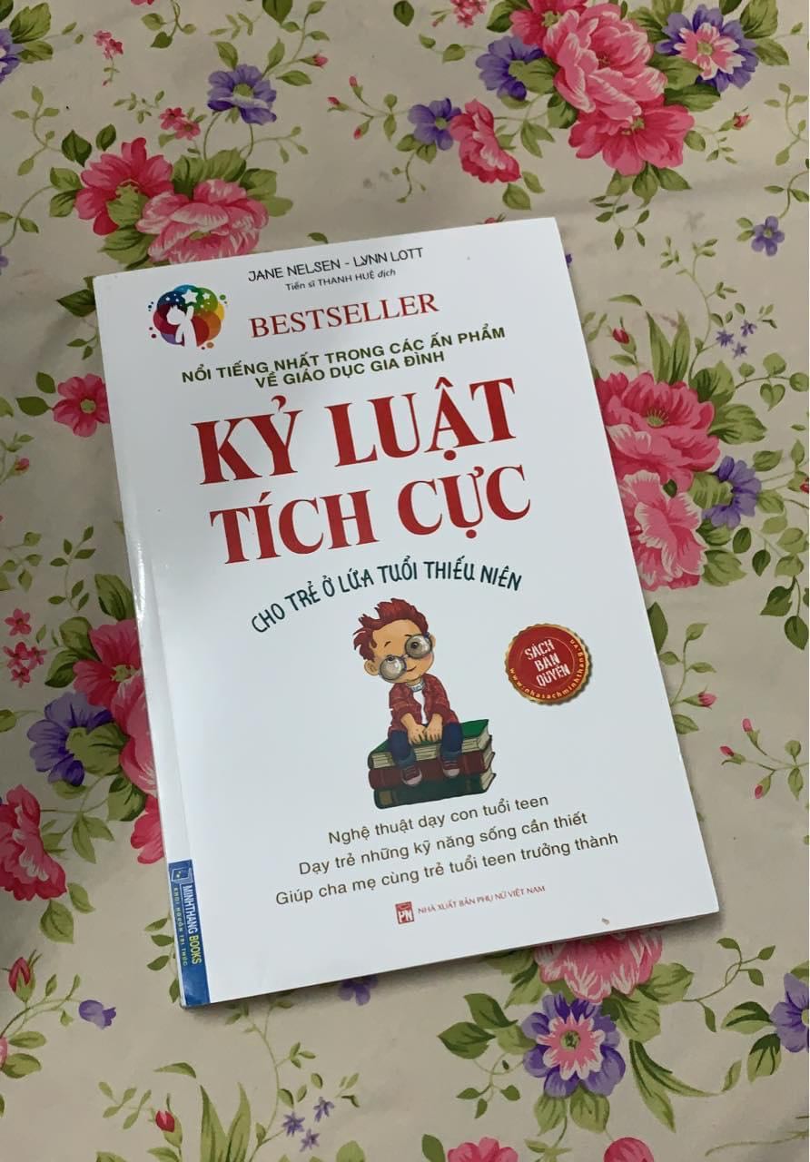 Mới đọc được mấy trang đã thấy lôi cuốn, hấp dẫn.