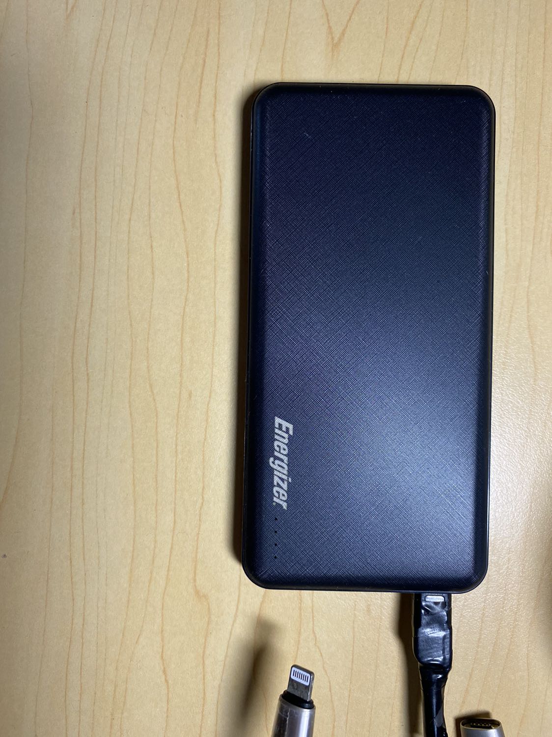 Hàng đóng gói tốt, nhưng chất lượng Dỡm lắm đó MN ơi, sạc được 1 lần rồi không sạc được nữa, gửi đi bảo hành, được gửi về cái khác rồi cũng vậy coi như tốn gần 300k chỉ xài được 1 lần sạc rồi thôi, quí vị lưu ý đừng bao giờ mua Pin sạc ở cửa hàng này nữa