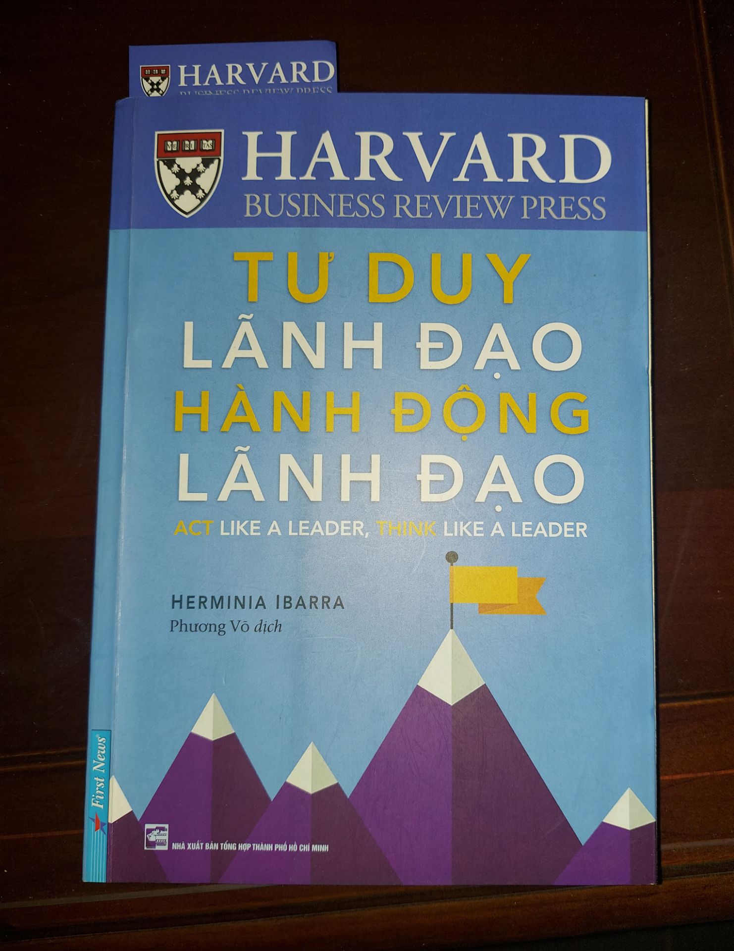 Nội dung hơi khó hiểu, có lẽ mình đọc chưa kỹ.
Giao hàng nhanh, chất lượng sách ok.