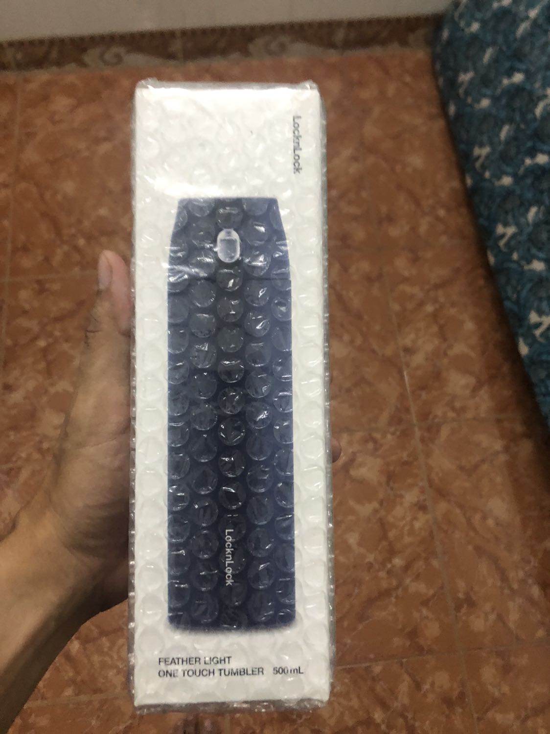 Không móp méo. Sản phẩm đúnh với hình. Giữ nhiệt tốt. Nhớ đọc hướng dẫn sử dụng và bảo quản