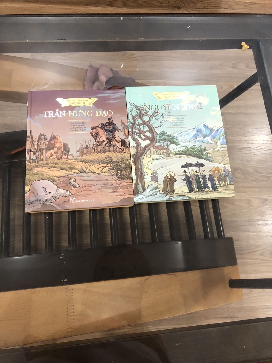 Đã nhận được sách, như thường lệ Tiki giao sớm hơn 1 ngày so với thời gian thông báo