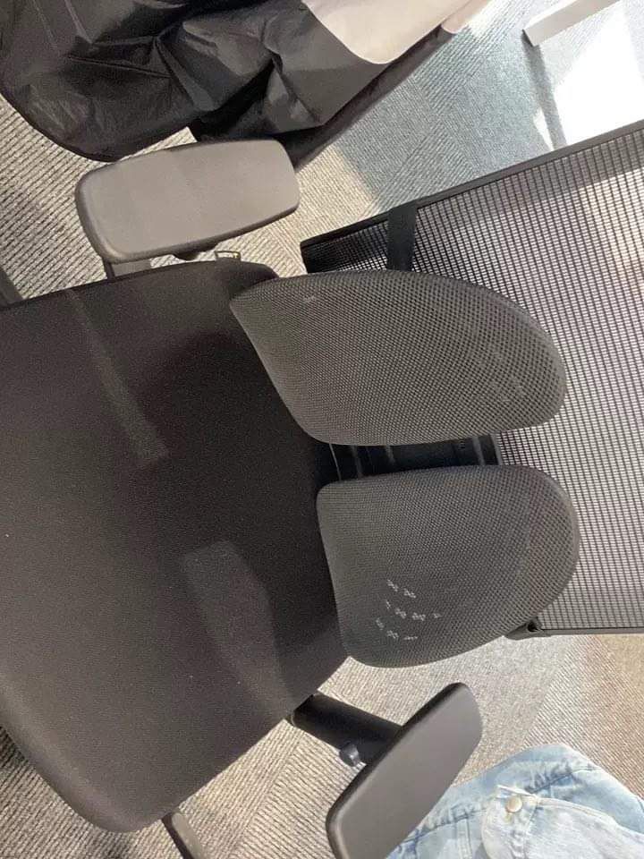 Shop giao hàng nhanh.nhan đc hàng mk ưng lắm ạ ghế đẹp chất lượng tốt nên mua nha 💯❤️❤️ Shop giao hàng nhanh.nhan đc hàng mk ưng lắm ạ ghế đẹp chất lượng tốt nên mua nha 💯❤️❤️