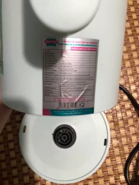 Đóng gói chắc chắn. Hàng Sunhouse nên yên tâm
 Ấm màu cực dễ thương 
Đun nước nhanh sôi. Siêu tốc 
Với giá này ấm quá OK. Hy vọng xài bền