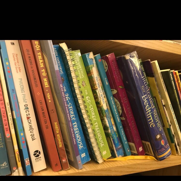 Sách mới, đẹp, còn nguyên màng bọc. Mua dịp gần Tết nên Tiki giao hàng hơi chậm. Nội dung cực hay, xứng đáng số tiền bỏ ra.