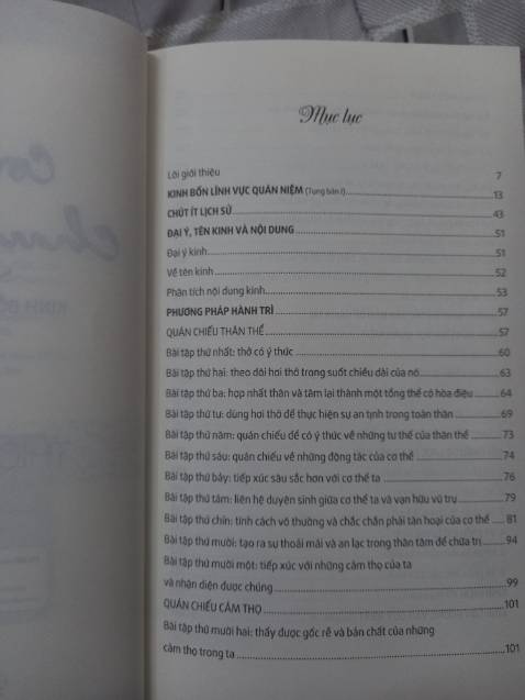 Quyển sách mang những thông tin hướng dẫn của cố Thiền sư Thích Nhất Hạnh về phương pháp tu tập để đạt được nếp sống tỉnh thức trong cuộc sống hàng ngày