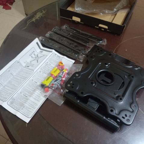 Mua lần thứ 2 và thấy là hàng của shop rất tốt. Shop đóng hàng đảm bảo. Chỉ mỗi việc vận chuyển của tiki quá chậm. Mình đặt hàng ngày thứ 7, thấy Tiki đã về trạm Tân Bình cùng ngày, nhưng đến tận thứ 3 mình mới nhận được hàng. Cùng 1 tp mà mất 4 ngày. Tiki k cải thiện sẽ k cạnh tranh đc với các trang điệm tử khác