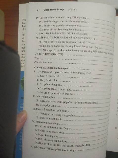 Giao nhanh, đóng gói kỹ càng, sách rất to và dày dặn, sẽ tiếp tục ủng hộ!@@