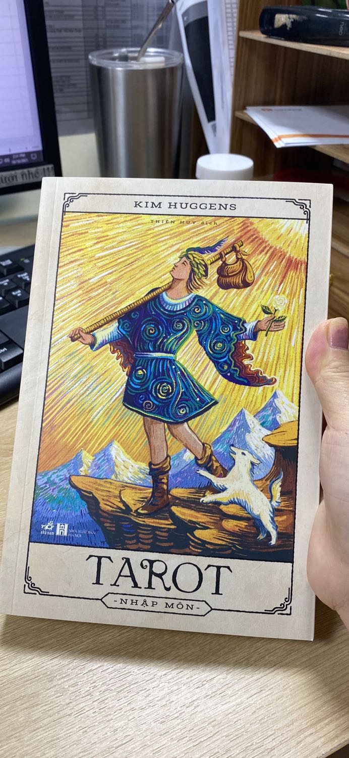 Rất thích vì Tiki giao hàng nhanh, ủng hộ Tiki.
SÁCH TẠM ỔN VỀ HÌNH THỨC
NỘI DUNG THÌ VỀ ĐỌC ĐÃ NHA ❤️💋
