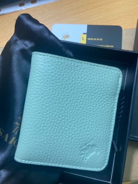 Ví đẹp. Mình mua làm quà tặng bạn, rất ưng ý 🤗