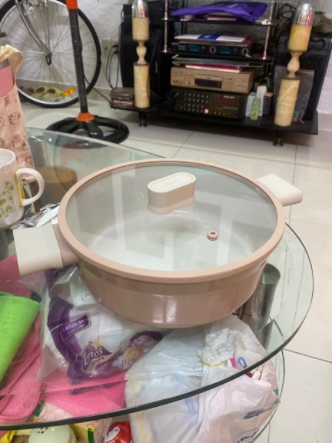 Nồi rất đẹp. Đóng gói kỹ càng. Giao hàng nhanh. Shipper thân thiện