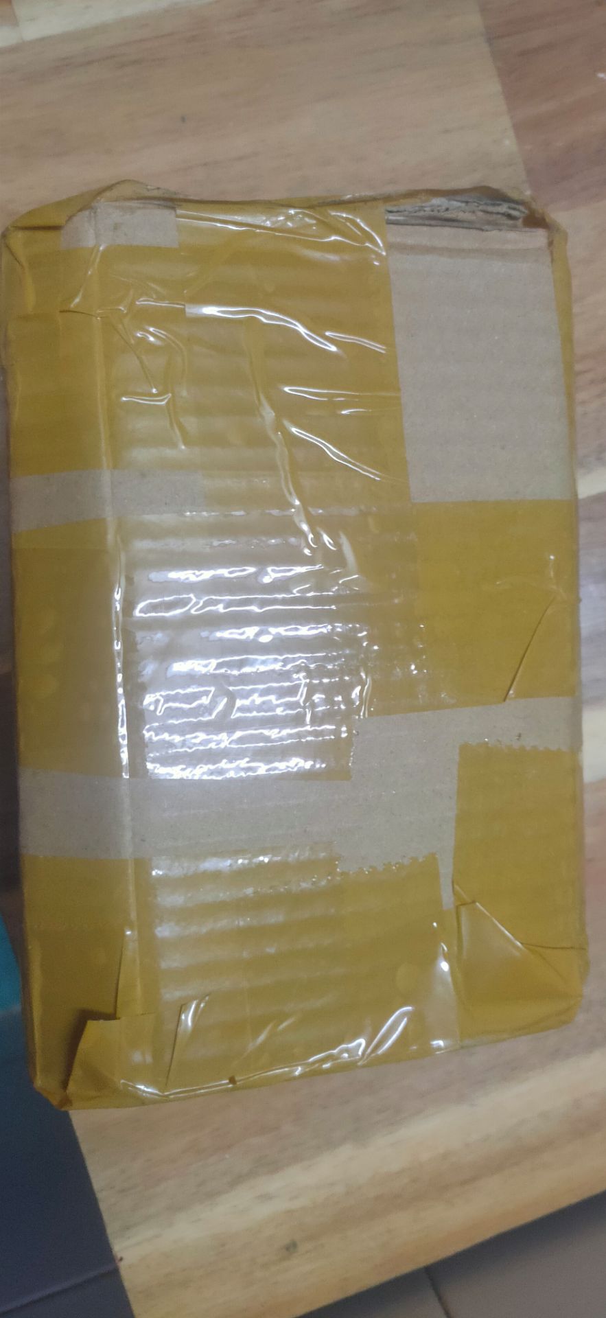 trong mùa dịch rất thèm trà sữa nên order trên tiki. tưởng 7 ngày sau mới giao ai nhè 3,4 ngày đã có. sẽ ủng hộ tiếp