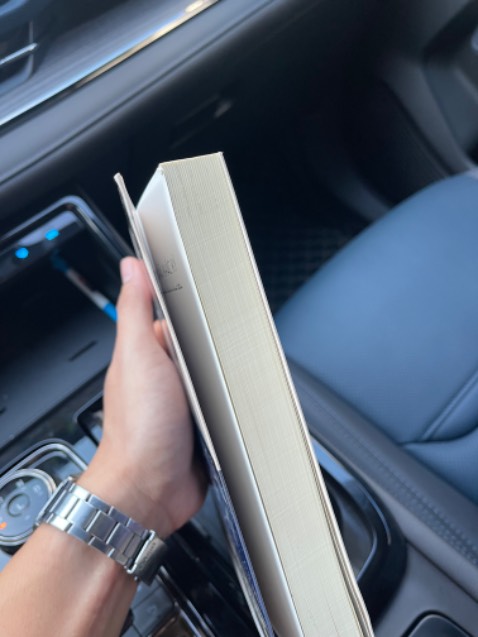 Không hiểu sao lần này tiki lại giao sách xấu như vậy. Bình thường rất chỉnh tề và đẹp