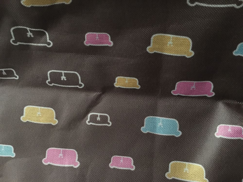 Khá ok, giao đúng hàng nhưng lâu so với dự kiến,vải hơi mỏng, chưa sử dụng qua chưa rõ bền không.