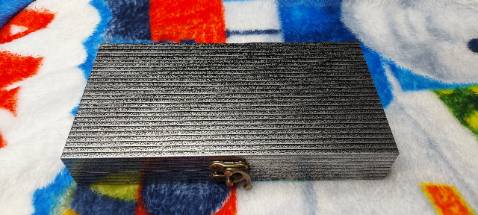 Sản phẩm rất đẹp,sang chảnh nha mn , ngoáy thích lắm luôn ,nên mua 
Giao hàng nhanh❤️❤️