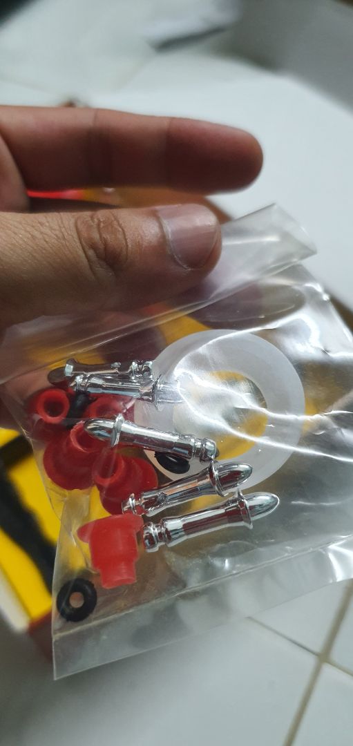 Mình mong đợi là có 1 ống dài để bơm, nhưng không thấy. Hàng chưa dùng nhiều nên không biết chất lượng thế nào.
Ai quan tâm cứ comment, vì mình thấy rẻ hơn bên chỗ khác 1 xíu nên tò mò.