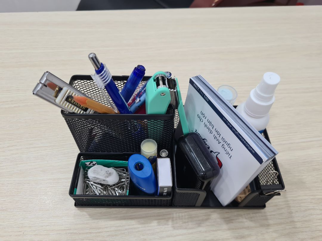 Hàng đẹp, chắc chắn, đựng được nhiều vật dụng, giao hàng siêu nhanh luôn.