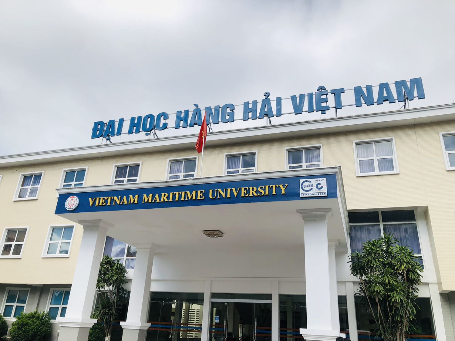 Sách đẹp và bổ ích