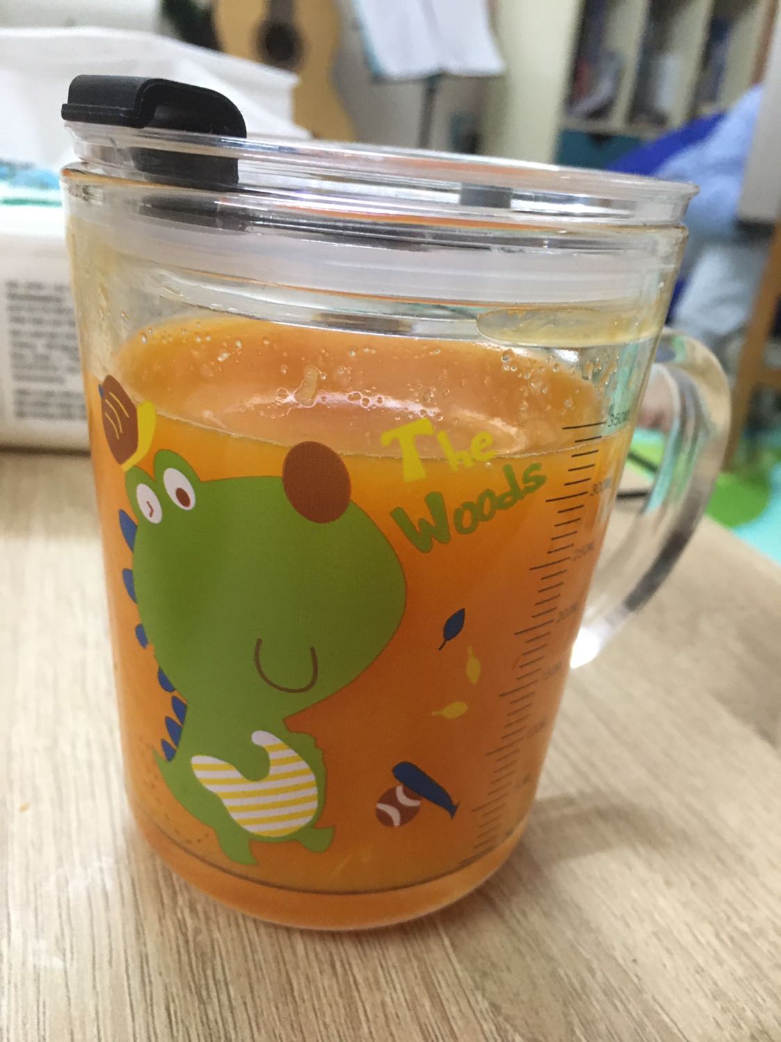 Rất ưng ý. Máy công suất 40W nên chạy khoẻ. Vắt liền gần 5kg cam mà vẫn chạy tốt. Tiki giao hàng nhanh, uy tín.