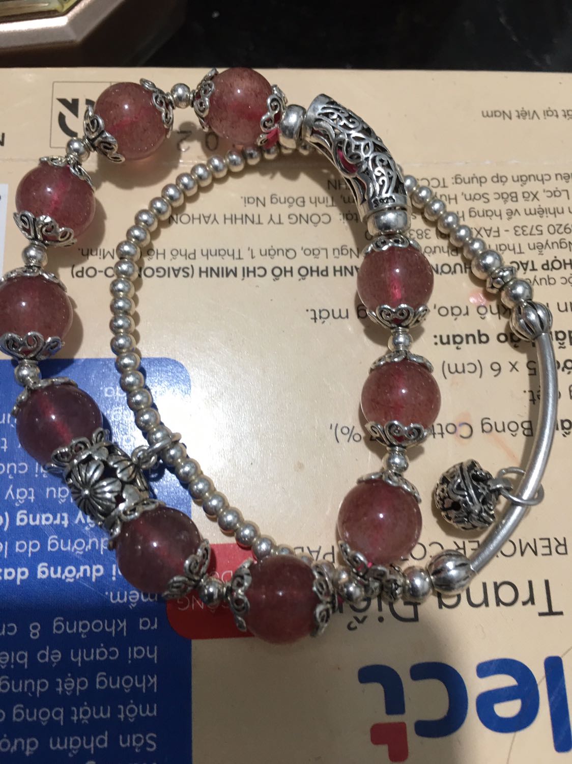 Vòng đẹp, vừa tay, bắt mắt