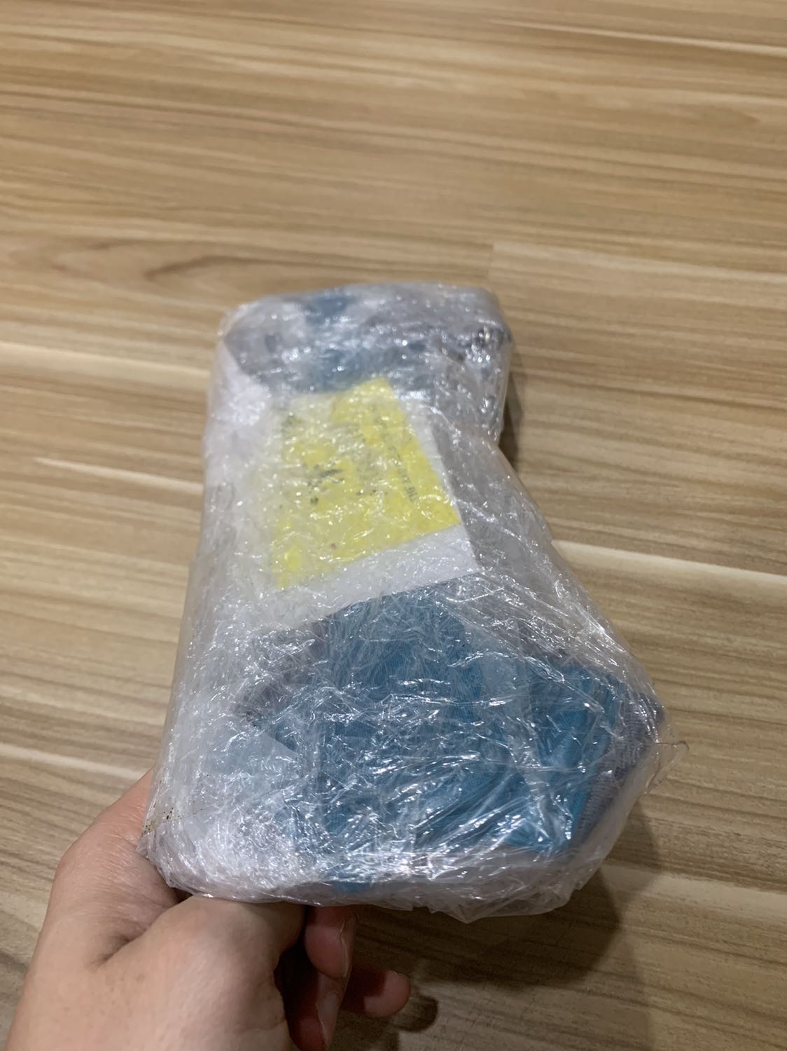 Đai lưng này dùng rất thích, mặc lên thấy thoải mái, lực kéo vừa phải nên dễ cử động, lâu dài khả năng sẽ thẳng lưng, mình cảm thấy thế chứ phải đợi thêm xem thế nào mới biết đc