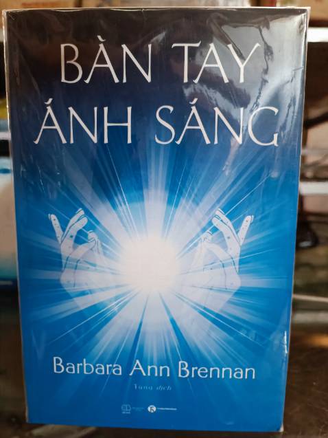 Giao nhanh, sách mới, nội dung hay.