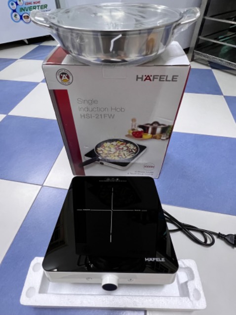 Bếp từ của Hafele chưa bao giờ làm mình thất vọng. Bếp đẹp, xịn, bắt nhiệt đều và đun nấu nhanh. Giá cũng rất vừa phải, mua đc lúc km thành ra rẻ mà tốt❤️