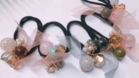 dây buộc tóc NASI đẹp lắm nha, giá rẻ, giao hàng nhanh, gói hàng cẩn thận. Tuyệt vời!