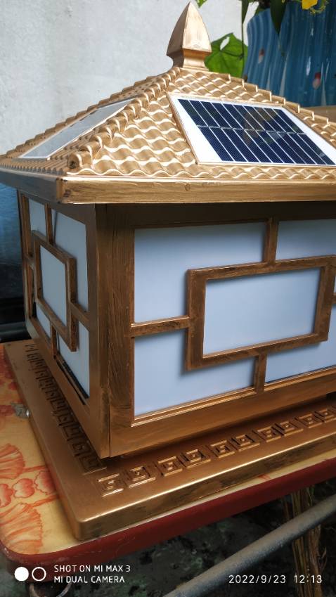 Hàng không như quảng cáo, quảng cáo đèn làm từ nhựa mà quảng cáo làm từ hợp kim nhôm