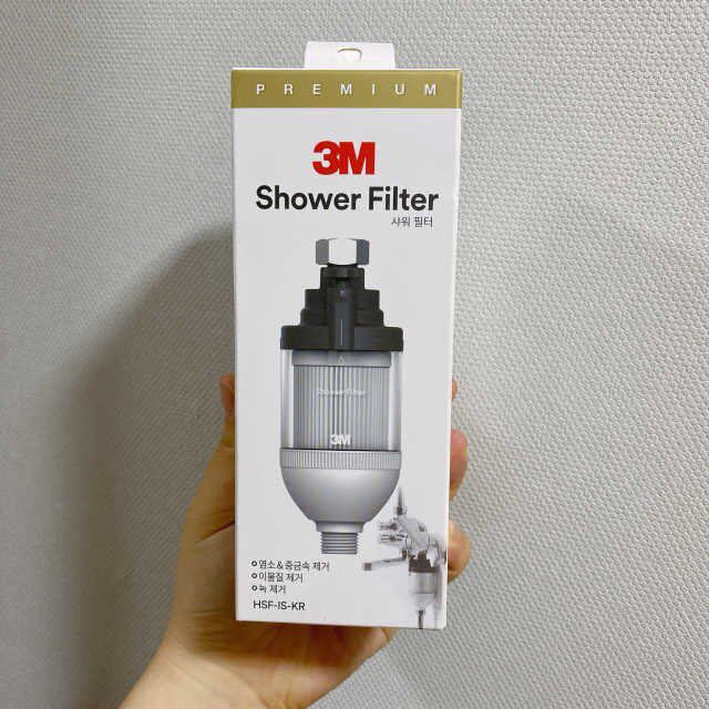 Đã mua 2 cái cho 2 phòng tắm ở nhà, xài tốt, nhỏ gọn nhưng tiện lợi, thay lõi cũng đơn giản, mấy chị em nên xài da sẽ đẹp hơn. Đã mua 2 cái cho 2 phòng tắm ở nhà, xài tốt, nhỏ gọn nhưng tiện lợi, thay lõi cũng đơn giản, mấy chị em nên xài da sẽ đẹp hơn.