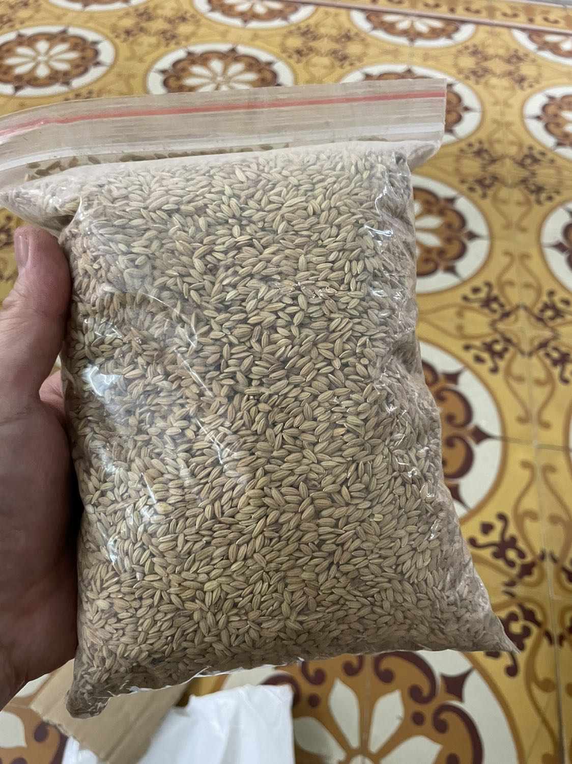 Đóng gói cẩn thận, kín đáo, ko thấy mốc, lép