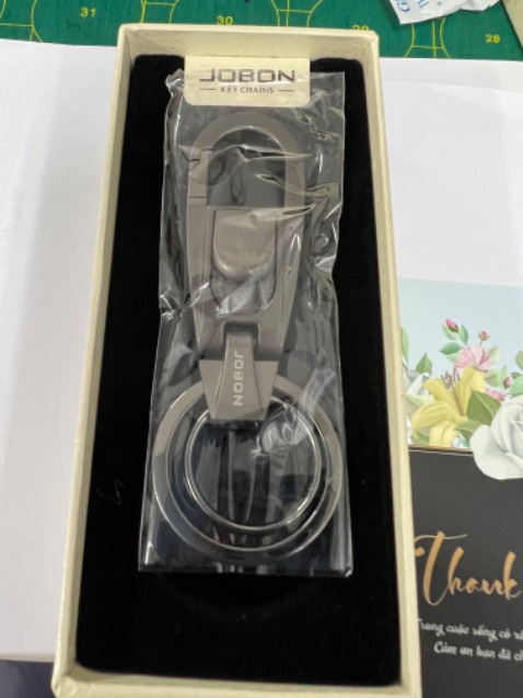 Sản phẩm đẹp, chất lượng. Giao hàng rất nhanh khoảng 60 phút.