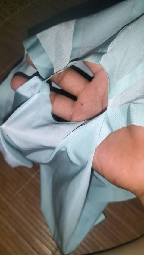 Hàng đắt tiền mà tệ quá tiki nên xem xét lại