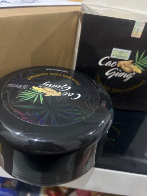 Treo đầu trâu bán thịt lợn nè . Tiki quản lí riết ai muốn bán *** sao cũng đc