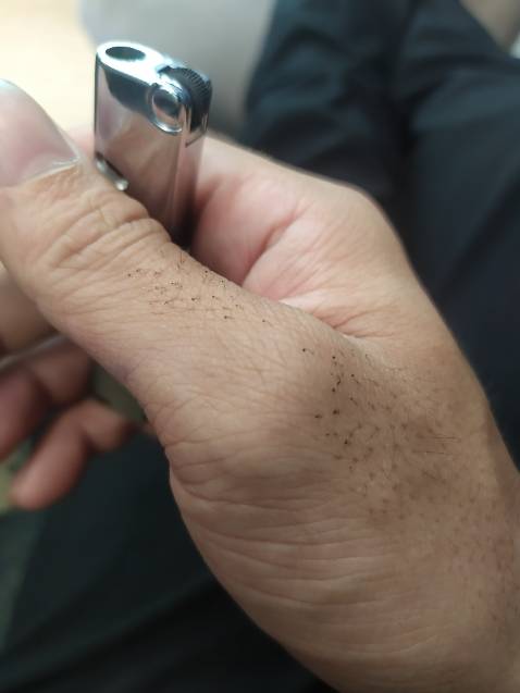 tôi mua bình gas và bật lửa nhưng bật lửa hư van bơm tôi muốn đổi nhưng shop k trả lời tôi mua bằng tiền chứ k phải lá mít . ae đừng mua của shop này rỉ gas có ngày nổ trên tay tôi bị bỏng nhẹ