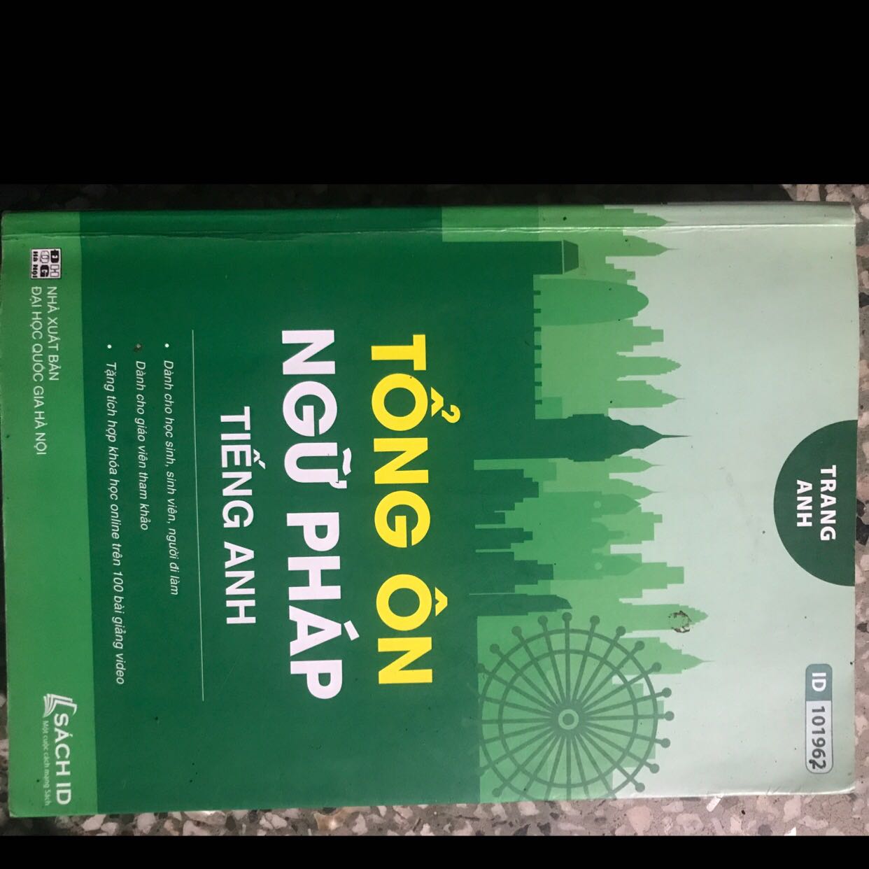 sách tốt, vận chuyển khá lâu