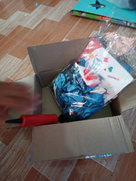 Hàng đúng có điều bom nhỏ tý bom tắc thở luông cho 3 sao