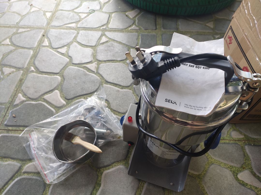 rất rất thất vọng giao hàng thì móp méo, máy đứng hình luôn mở hàng ra thật sự thất vọng không như quảng cáo trên trang wed
Đang mong chờ tiki hoàn tiền mà chua thấy hồi âm