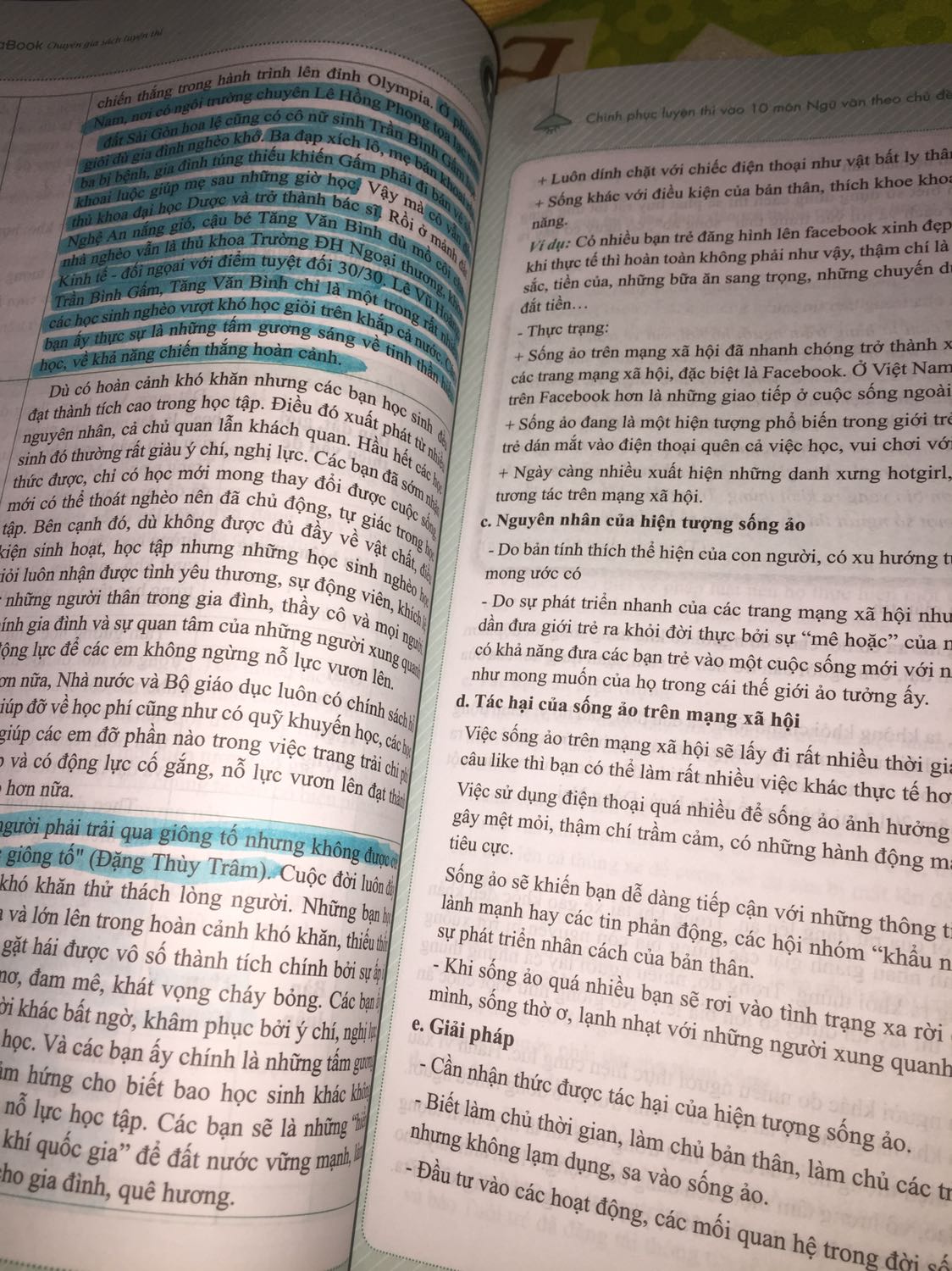 Sách khá hay và ổn cho những bạn chuẩn bị thi tuyển sinh vào lớp 10, sách có mục lục rõ ràng từng phần cho chúng ta học. Sách ghi khái niệm rõ ràng, ví dụ cụ thể, dễ hiểu. Phần nghị luận chia ra 2 phần rõ ràng: nghị luận sự việc, hiện tượng đời sống và nghị luận văn học, có văn mẫu tham khảo và cả đề mẫu cho các bạn luôn í, nói chung nếu bạn nào đang cần tìm sách để ôn thi vào 10 thì đây là lựa chọn khá tốt!!