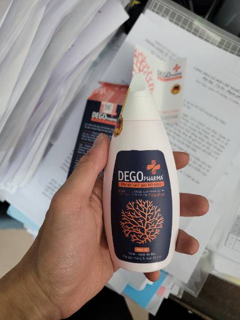 Mình dùng thấy rất là hiệu quả. Gội lần 2 là hết gàu mảng trắng rồi