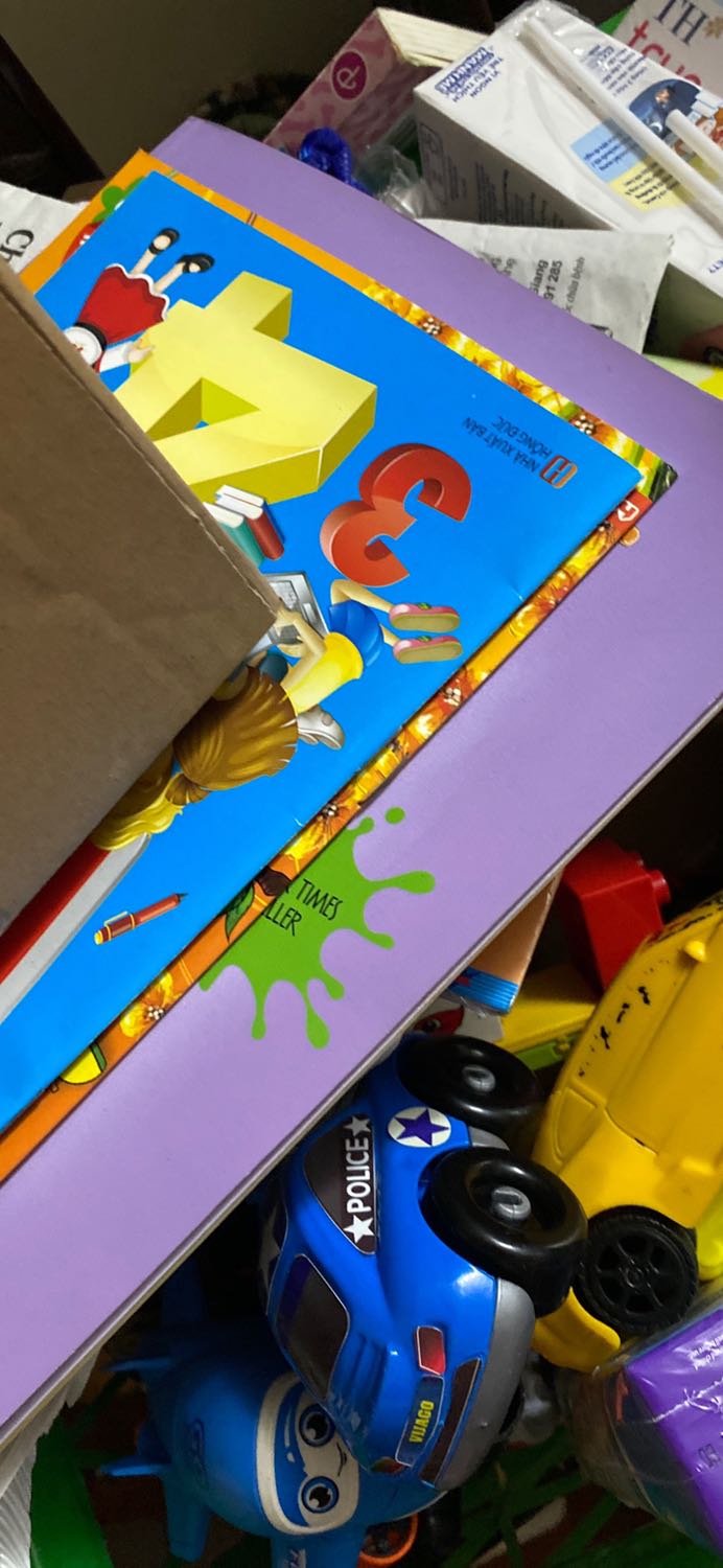 Sách xinh, bé khá thích, màu sắc hình sinh động. Hài lòng