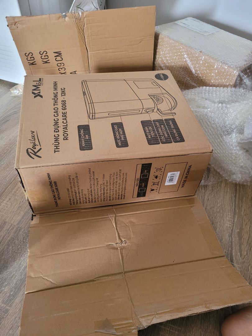 hàng giống hình, giao hàng nhanh hơn dự kiến, đóng gói cẩn thận.