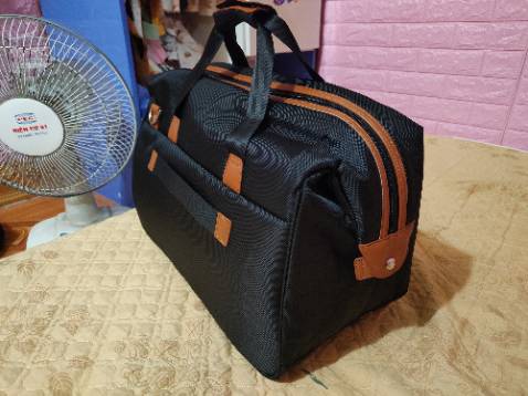 Hàng đẹp, đường may chắc chắn, chứa được nhiều đồ, giao hàng nhanh, rất ưng ý