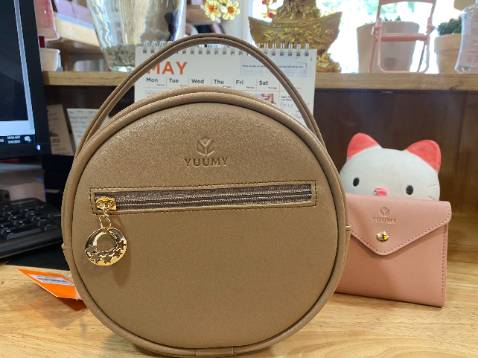 MUA TÚI XINH GIÁ RẺ RỒI CÒN ĐƯỢC TẶNG VÍ XỊN SÒ NỮA , CHỜI ƠI MÊ CÁI SHOP NÀY QUÁ NHA, ƯNG CÁI BỤNG QUÁ , SẼ GIỚI THIỆU BẠN BÈ ỦNG HỘ SHOP NÈ