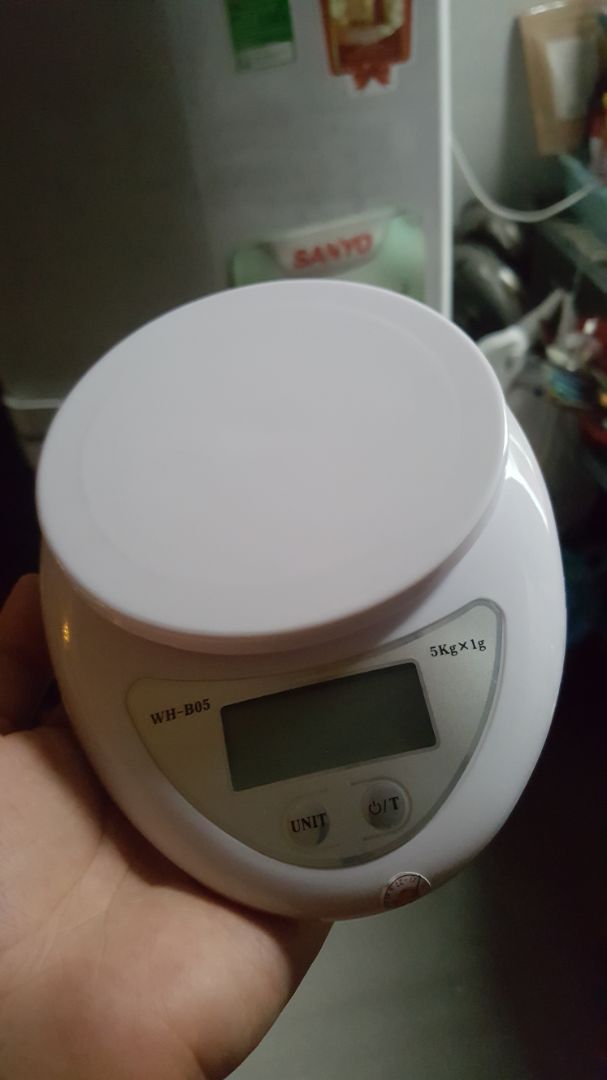 Mình nhận được là mình *** liền vài thứ bỏ lên cân cân xem thế nào, mình thấy cân xài ổn định. Mình dùng để cân nguyên liệu như cafe, muối để mình làm thải độc. Rất tiện và mình thích sản phẩm này. Ở mức giá này thì vậy là quá ổn Mình nhận được là mình *** liền vài thứ bỏ lên cân cân xem thế nào, mình thấy cân xài ổn định. Mình dùng để cân nguyên liệu như cafe, muối để mình làm thải độc. Rất tiện và mình thích sản phẩm này. Ở mức giá này thì vậy là quá ổn