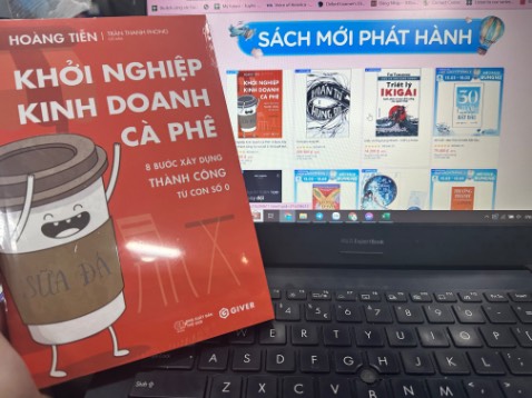 Nhận sách là thấy rât ưng rùi.
Giao nhanh 2h
Đóng gói cẩn thận
Bìa sách cuteee, chỉnh chu
Nội dung thì chưa đọc hết nhưng về bố cục khá hay và cụ thể.
Hy vọng đọc hết quyển sẽ giúp ích cho bản thân Nhận sách là thấy rât ưng rùi.
Giao nhanh 2h
Đóng gói cẩn thận
Bìa sách cuteee, chỉnh chu
Nội dung thì chưa đọc hết nhưng về bố cục khá hay và cụ thể.
Hy vọng đọc hết quyển sẽ giúp ích cho bản thân